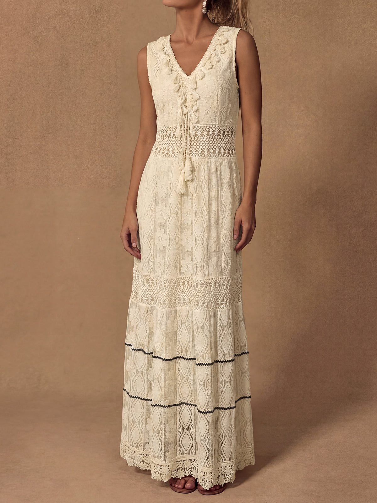 Boho Fringe V Neck Crochet Floral Lace Resort Sleeveless Maxi Dress