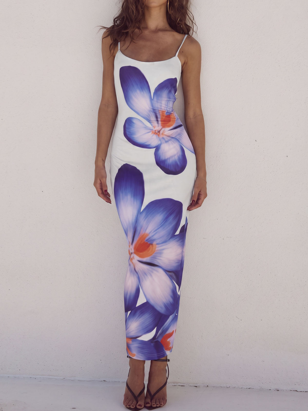 Vibrant Scoop Spaghetti Strap Bodycon Resort Floral Print Maxi Dress